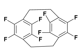 12,13,15,16,42,43,45,46-八氟-1,4(1,4)-二苯并环己烷-CAS:1785-64-4